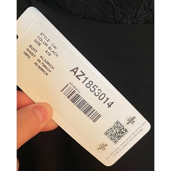 NWT. Azazie- black. Size 18. Style- Ciel. - Picture 6 of 6